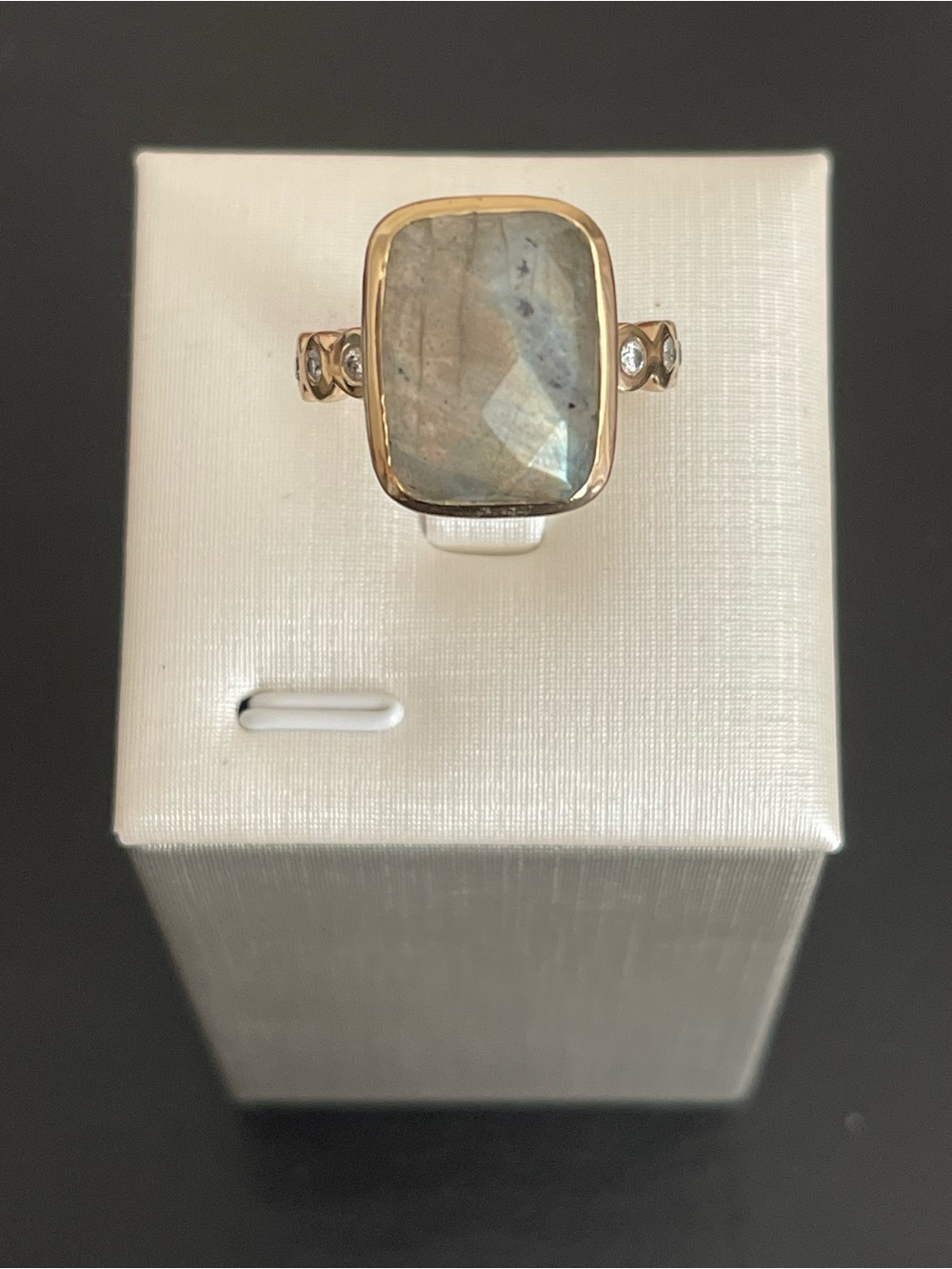 Labradorite Gold-Trim Ring with Accent Stones